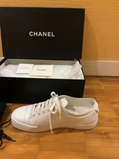 CHANEL ホワイト スニーカー