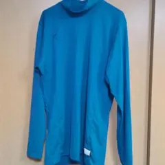 DESCENTE　XAサイズ アンダーシャツ 水色