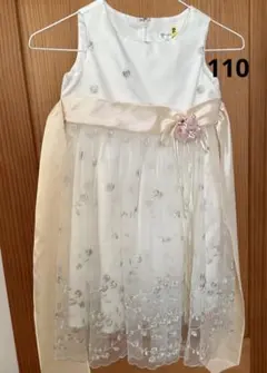 ドレス　110 発表会　刺繍　ノースリーブ　美品