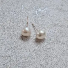 B 伊勢志摩英虞湾産あこや真珠 4.7 4.8mm パールピアス - メルカリ