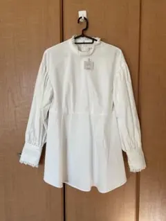 タグ付き NICE CLAUP レース付き ホワイト 長袖 チュニック