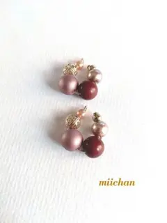 ♡２５２ハンドメイドピアスチョコ色他多様ビーズのフープピアス