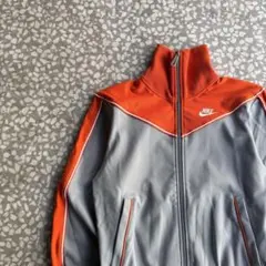 【ツートンカラー、トラックジャケット】nikeワンポイント刺繍ロゴ古着ジャージ