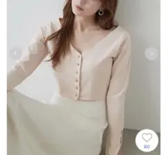 メテュ様　⭐︎新品未使用タグ付き⭐︎ SNIDELメタルボタンクロップドカーディガン