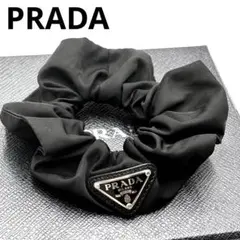 PRADA プラダ シュシュ ヘアアクセサリー 黒 三角ロゴのサムネイル