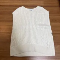 UNITED ARROWS ケーブル編み ニットベスト アイボリー