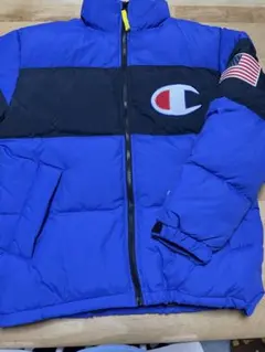 チャンピオン　ダウンジャケット