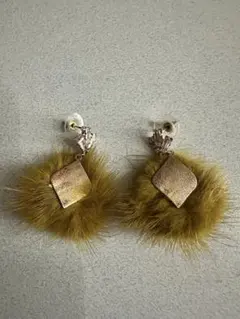 【新品未使用品】ハンドメイドピアス