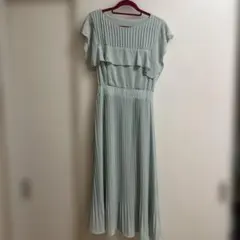 ワンピース　お呼ばれドレス　結婚式　エメラルドグリーン