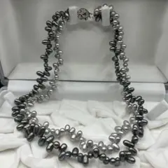 Item thumbnail for item d9719c78-4965-49b8-8f1e-e78faff875bb