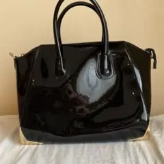 黒 パテント ハンドバッグ