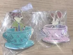 香港ディズニー　非売品　年パス　ピンバッジ　ズートピア　ジュディ　ニック　2点⓷