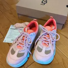 UGG CalleLace レディーススニーカー　カレレース23cm