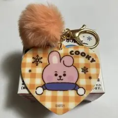 BT21 ポンポンつきアクリルキーホルダー ファミマ COOKY