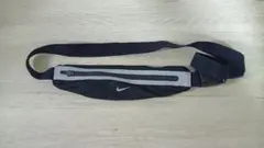 NIKE　ランニングバック　スリムウエストポーチ