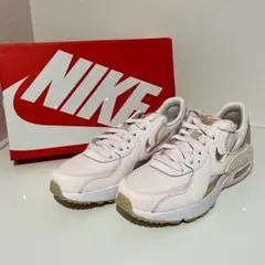 Item thumbnail for item eea9d65b-9a76-481a-9eed-1b4e8e2b592d