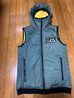マウンテンイクイップメント　ダウンベスト　メンズ　XS