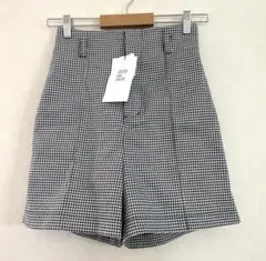 ブラック ショートパンツ