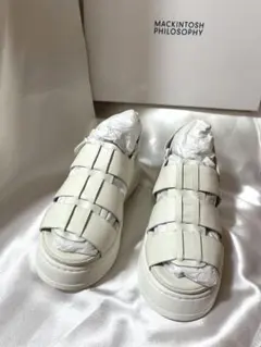 新品 マッキントッシュ グルカ パンプス アイボリー 23.5cm - メルカリ