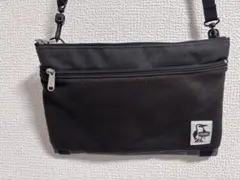 CHUMS ブラック サコッシュ