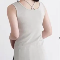 ❤️新品❤️ヤマダヤ　CLOVE タンクトップ　グレージュのサムネイル