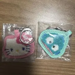 サンリオ　サガラ刺繍キーホルダー　ハローキティ　ハンギョドン