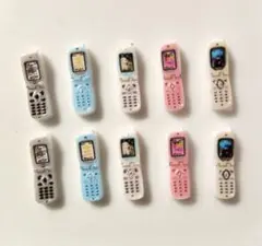 ガラケーネイルパーツ10個のサムネイル