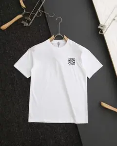 2025年最新】ロエベ tシャツの人気アイテム - メルカリ
