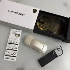 Lamborghini ランボルギーニ　URUS SE 非売品 キーカバーのサムネイル