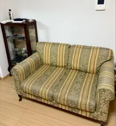 2人掛けソファ アンティーク調 ロココ調 猫脚 埼玉 引き取り
