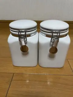 Item thumbnail for item 5155ce2d-7930-4e8f-936f-8f8ca8a4e9bd