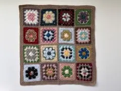 グラニースクエア　マルチカバー　かぎ針編み　カラフル　モチーフ編み