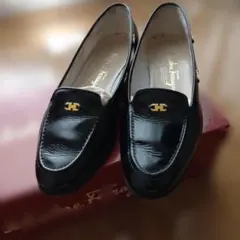 Salvatore Ferragamo ローファー ブラック 6Cのサムネイル