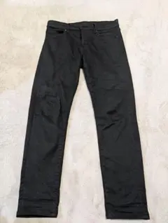 スキニーパンツ