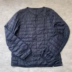 ネイビー ダウンジャケット