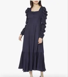 CELFORD サテンギャザースリーブワンピース