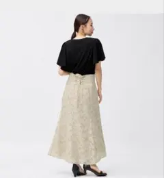 gu ジャガードバックリボンロングスカート