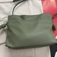完売品　LOEWE アナグラム フラメンコ クラッチ M ローズマリーのサムネイル