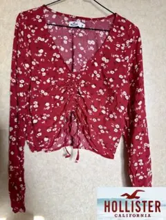 HOLLISTER 花柄長袖クロップドシャツ