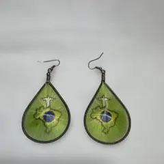 ピアス