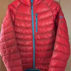 YONEX 赤 ダウンジャケット