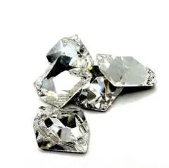 スワロフスキー ビーズ・アクセサリー