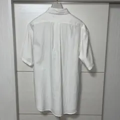 刺繍入りホワイト半袖シャツ