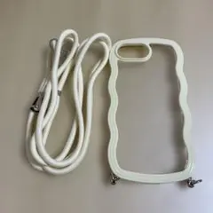 iPhone16eスマホケース　ショルダー付き