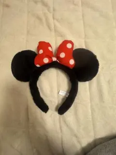 ミニーマウス カチューシャ 赤い水玉リボン