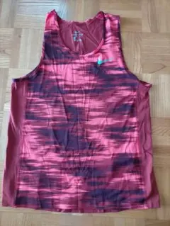Nikeプロ エアロスイフト シングレット　レッド M