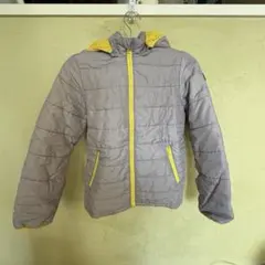 Noeil aime BeBeグレー/イエロー フード付き中綿コート 150cm