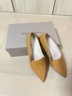 新品未使用　GianvitoRossi PERRY 37 camel ローファー