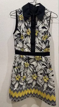 alice+olivia　ワンピース