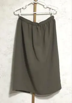 伊太利屋　11号　チャコールブラウンビジュー付きタイトスカート